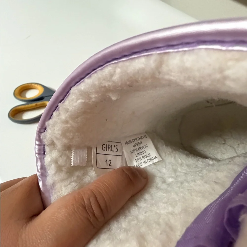 Metallic Lavender Snow Boots with‎ Snowflake Accent
